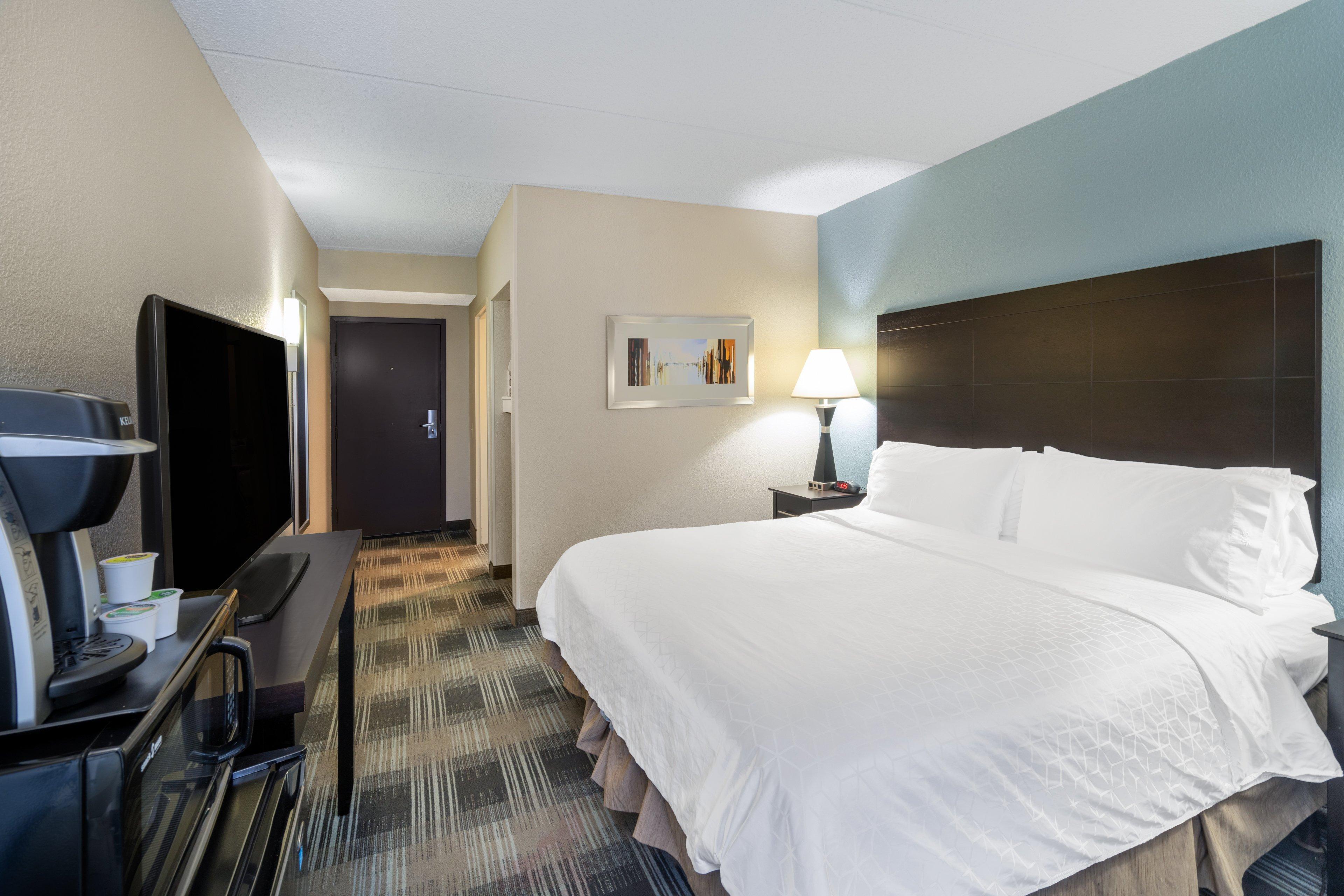 Holiday Inn Express Forsyth By Ihg Экстерьер фото