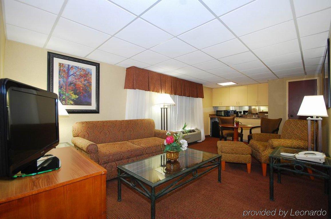 Holiday Inn Express Forsyth By Ihg Номер фото